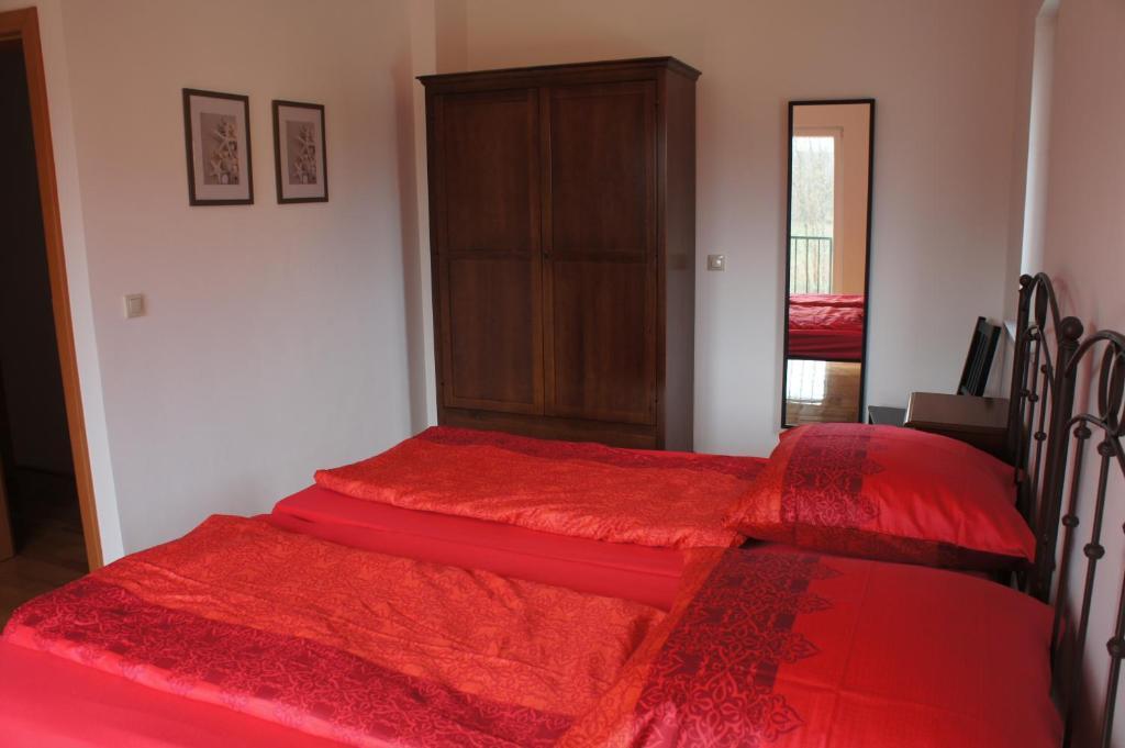 Guki Reihenhaeuser Malinska Kamer foto